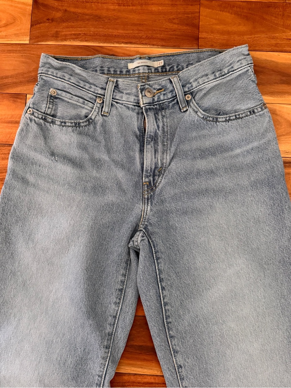 Levi’s 27 ‘94 Baggy Distressed Lightwash Distressed Cotton Jeans Streetwear - Picture 3 of 9